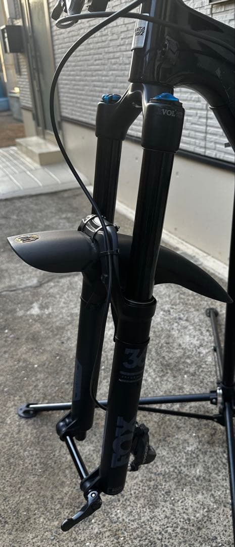 fox 36 170mmトラベル29インチ