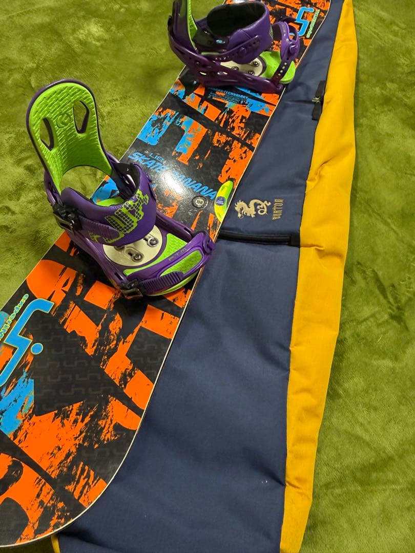 【美品】LIB TECH SKATE BANANA156/FLUX スノーボード