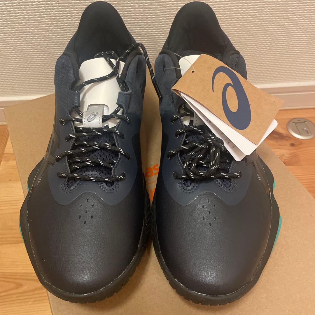 シューズ(男性用) NOVA SURGE LOW BALLAHOLIC