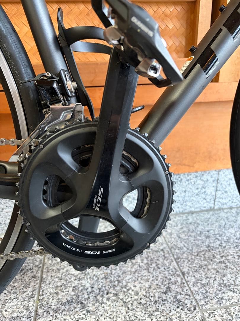 室内保管 TREK Emonda SL5 モデル カーボンロードバイク