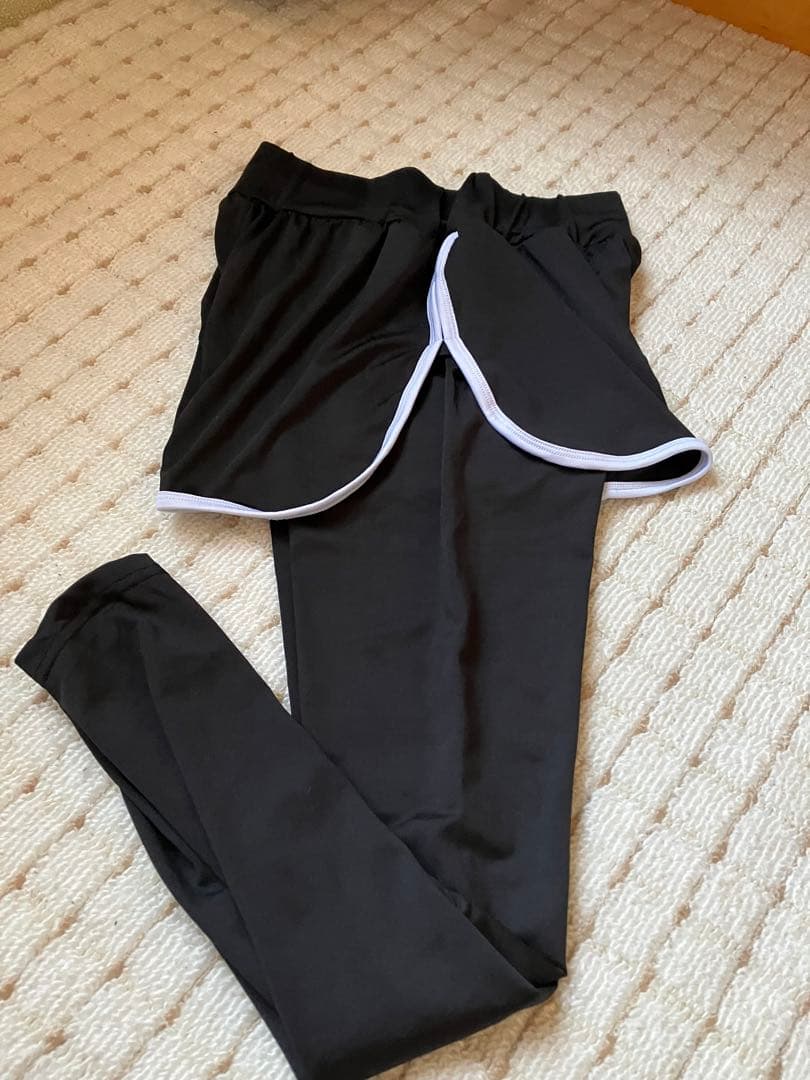 確認中☺︎フィットネス　UNIQLOシャツ＆ランパンスパッツ＆ダンスコスチューム