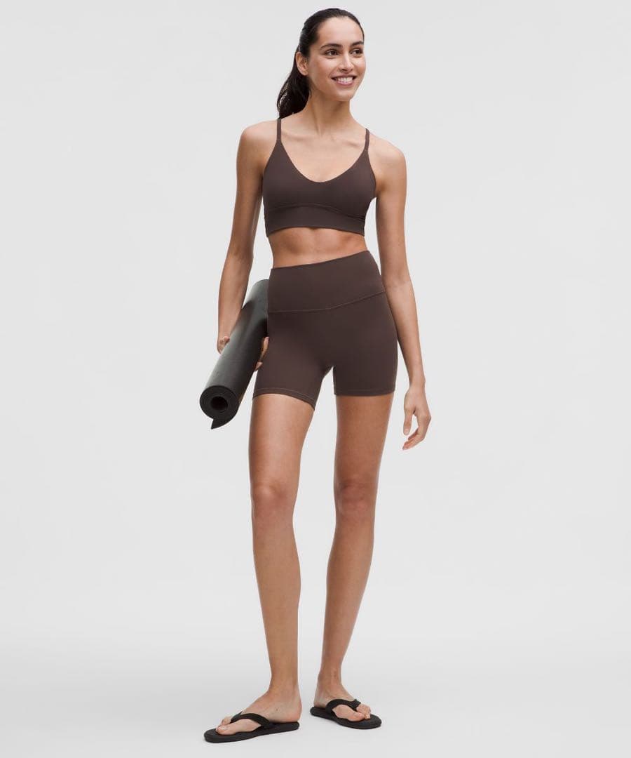 Align shorts 6インチ