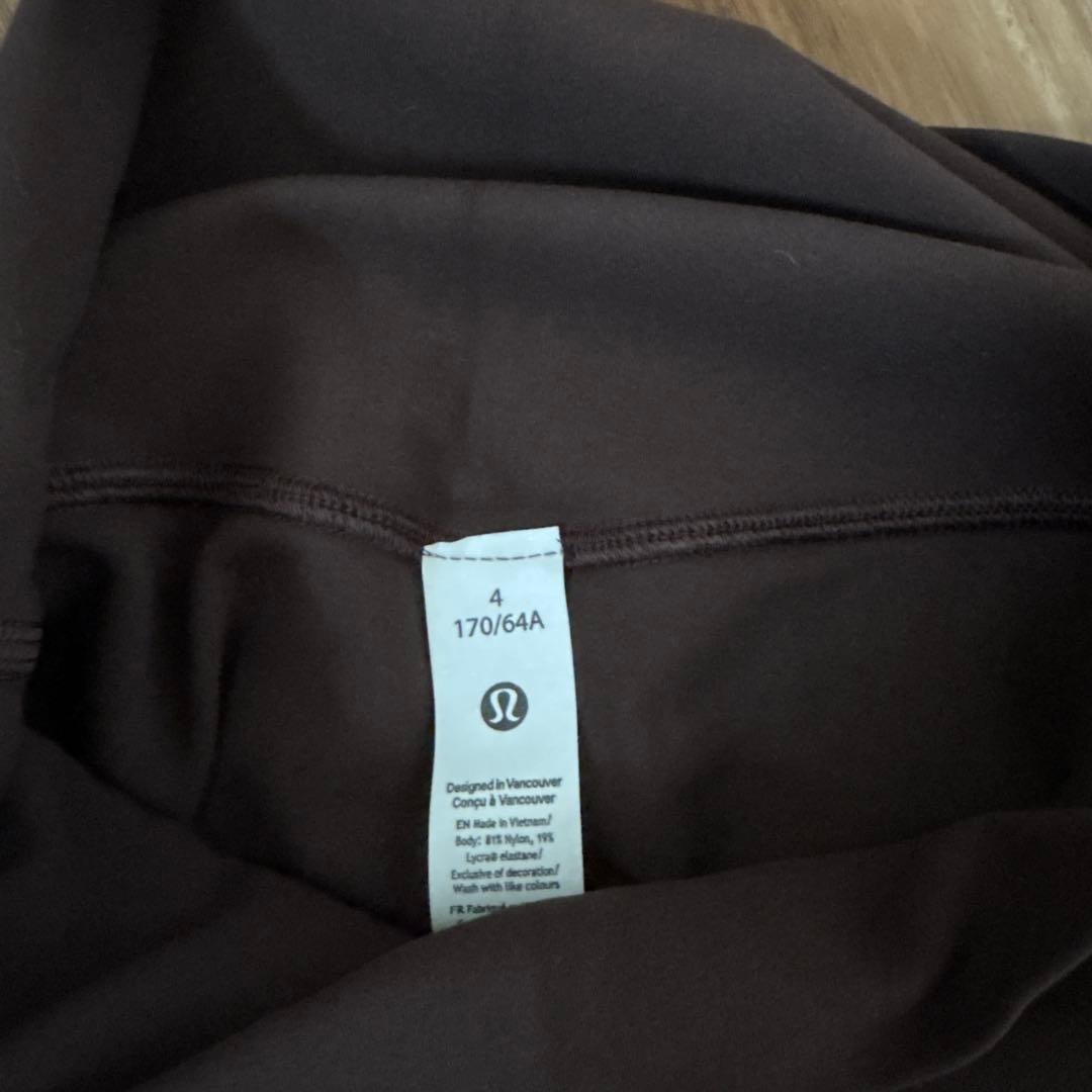 Align shorts 6インチ