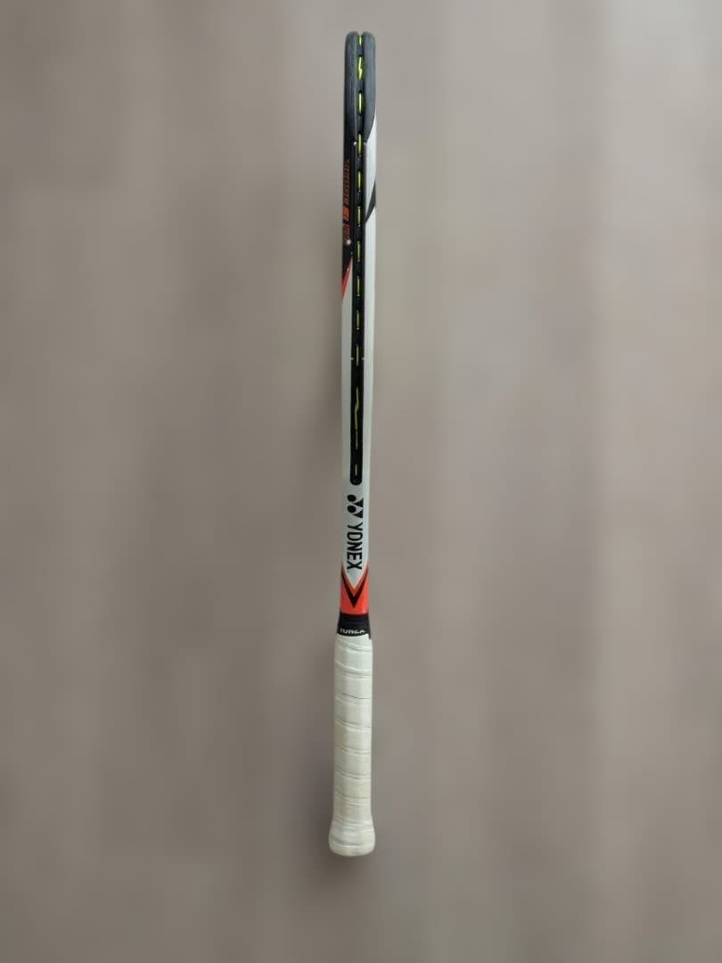 YONEX VCORE 100（ブイコア 100）