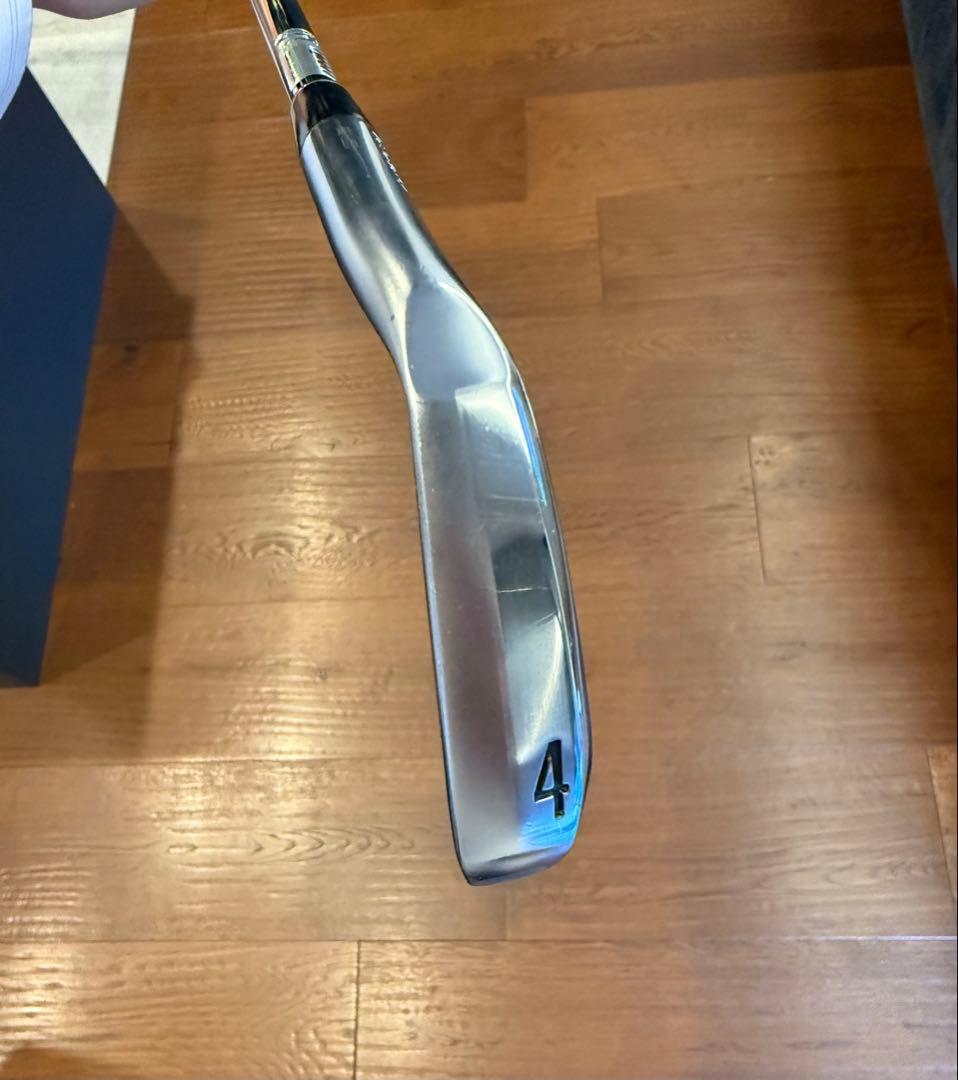 Srixon ZXi7 4番アイアン DG S200