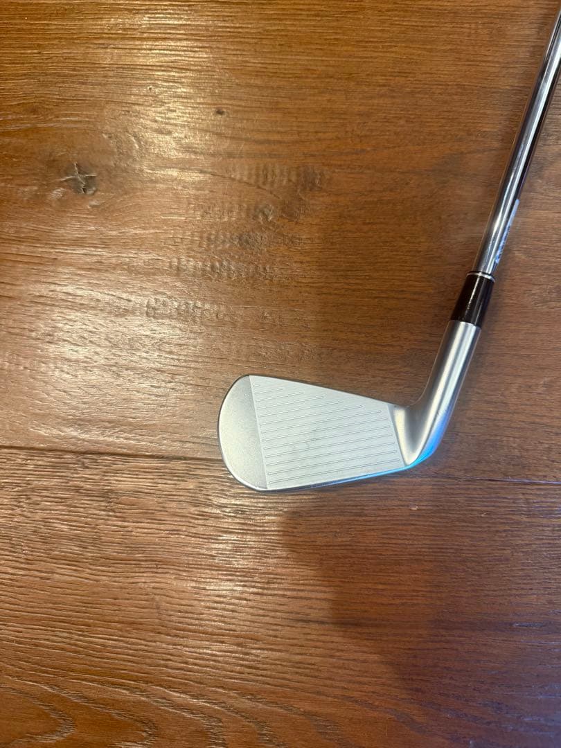 Srixon ZXi7 4番アイアン DG S200