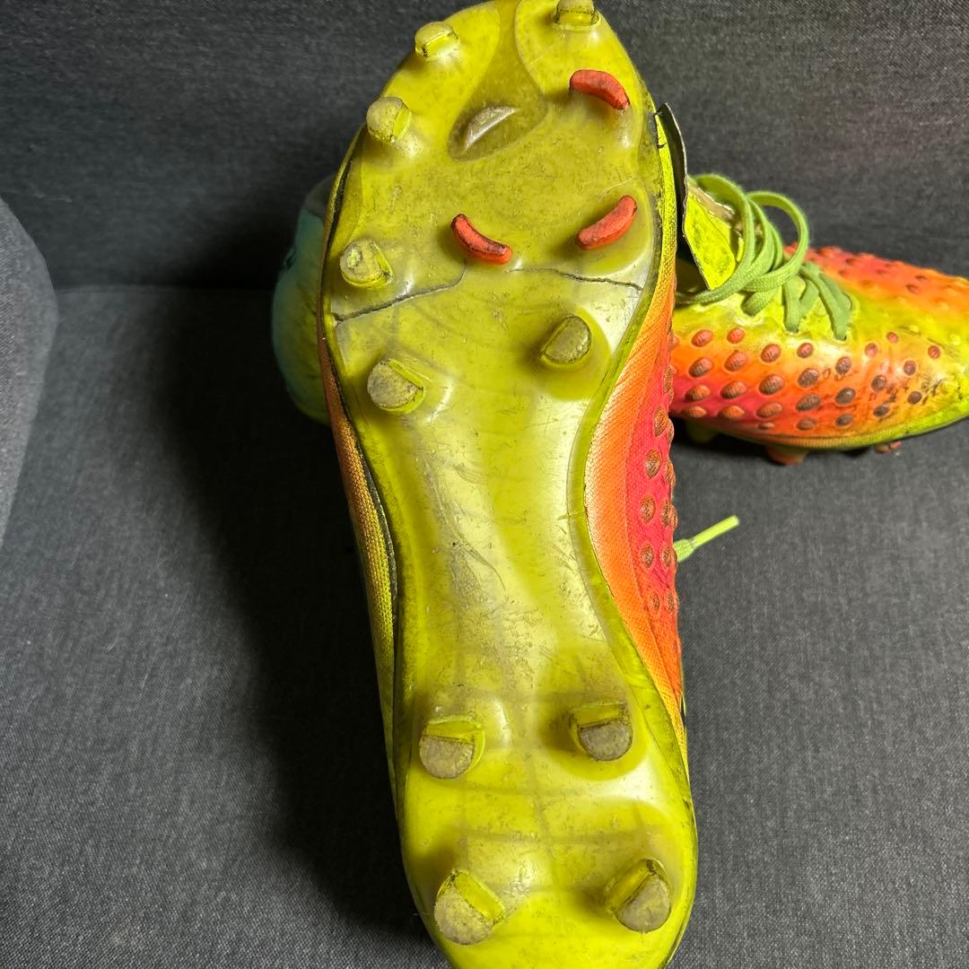 Nike サッカースパイク　マジスタ　26