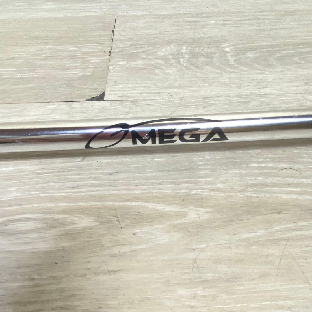 MEGA アイアン型　パワフルスィング　バット型　ゴルフ練習器具 2本セット