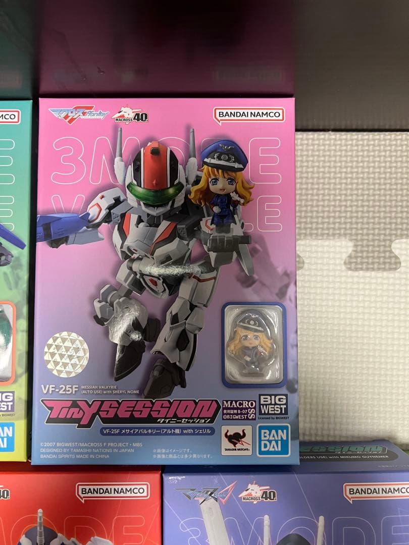 マクロス　タイニーセッション　3段変形　バルキリー　7機種セット売り