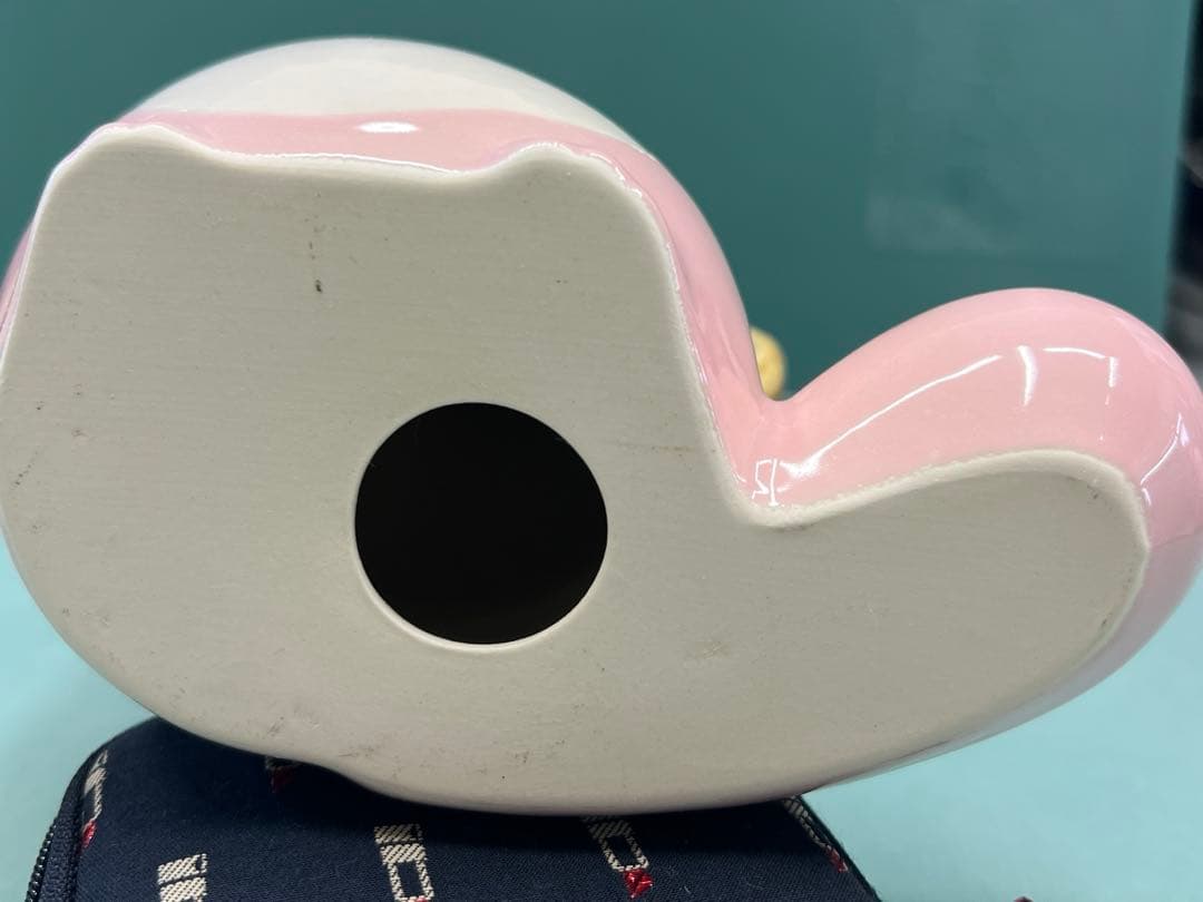 最終価格【ぼんやり子だぬき】手乗りサイズ ヒダカナオト　陶器　桜色