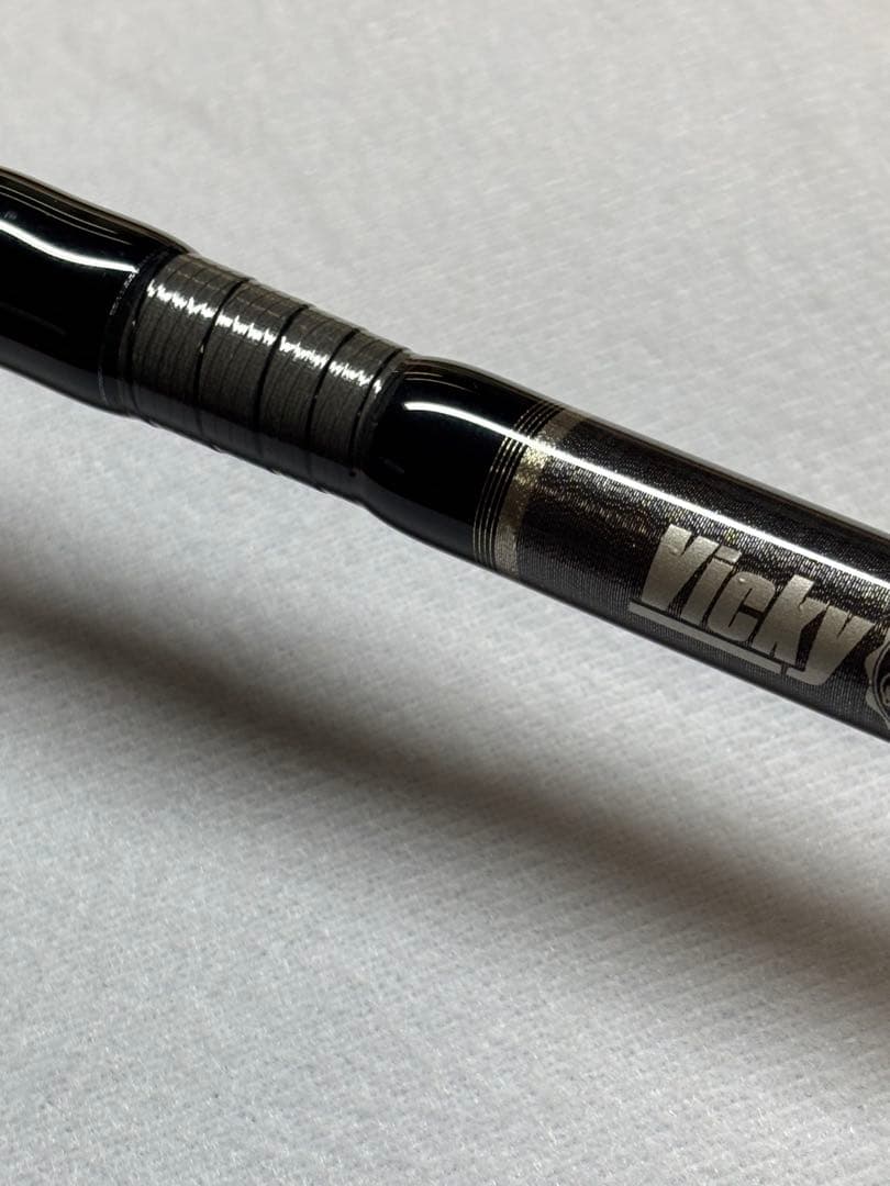 【ＢＯＭＢＥＲカスタムロッド】Ｖicky ＬＢ711