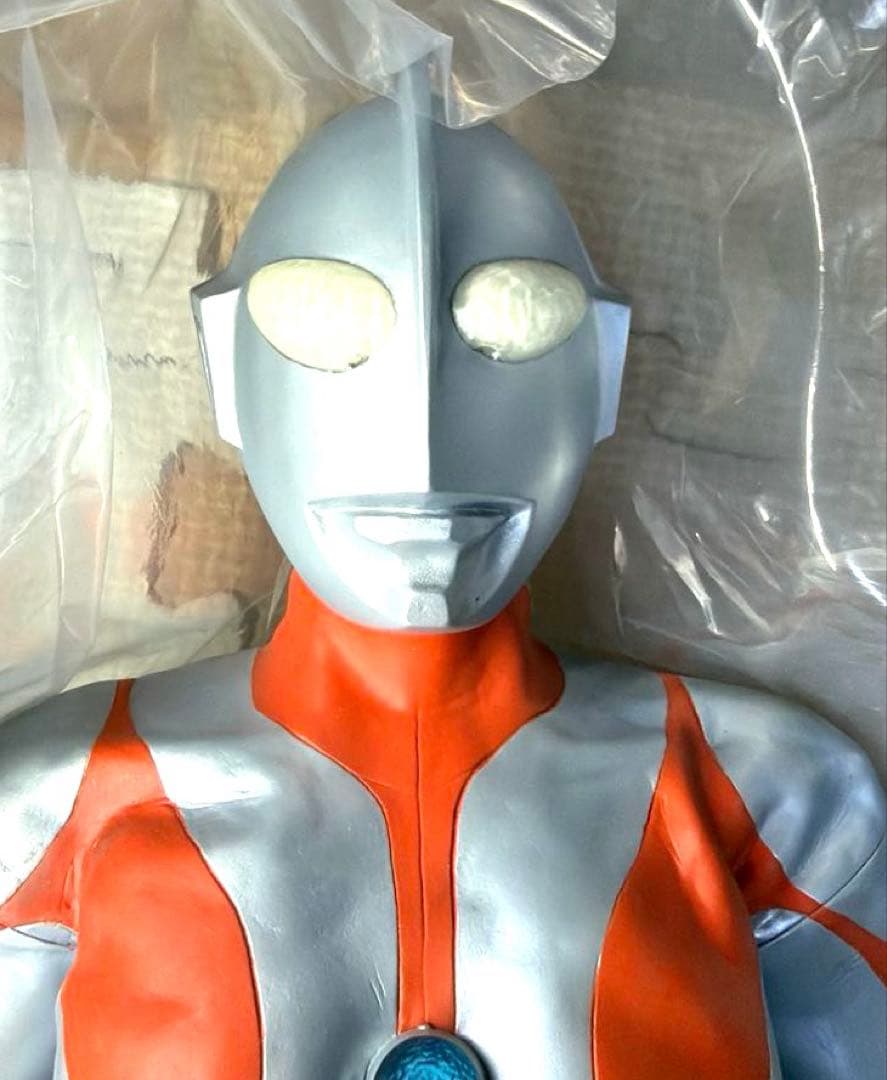 ギガンティックシリーズ　ウルトラマン　スチールカラーVer.