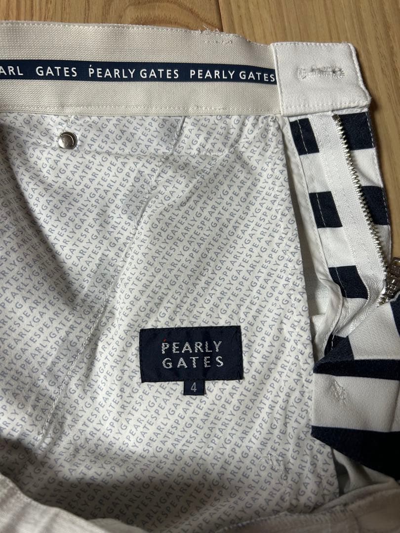 PEARLY GATES ストライプ サイズ4