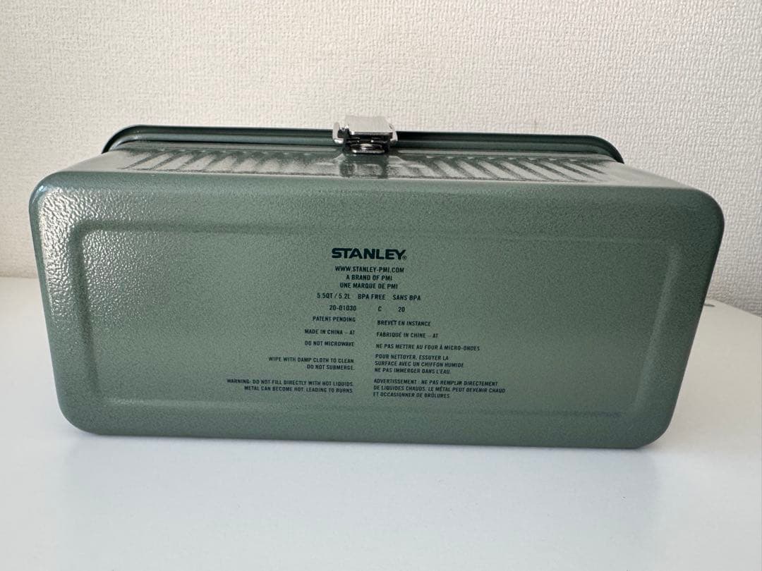 【正規品　新品】STANLEY スタンレー　ランチボックス 5.2Lカーキ