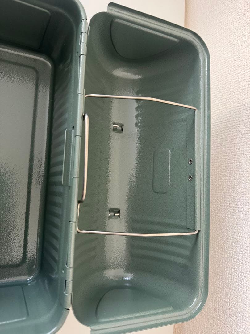 【正規品　新品】STANLEY スタンレー　ランチボックス 5.2Lカーキ