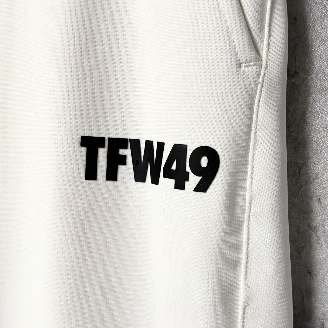 【良品】TFW49 ゴルフパンツ メンズ Sサイズ ホワイト ストレッチ