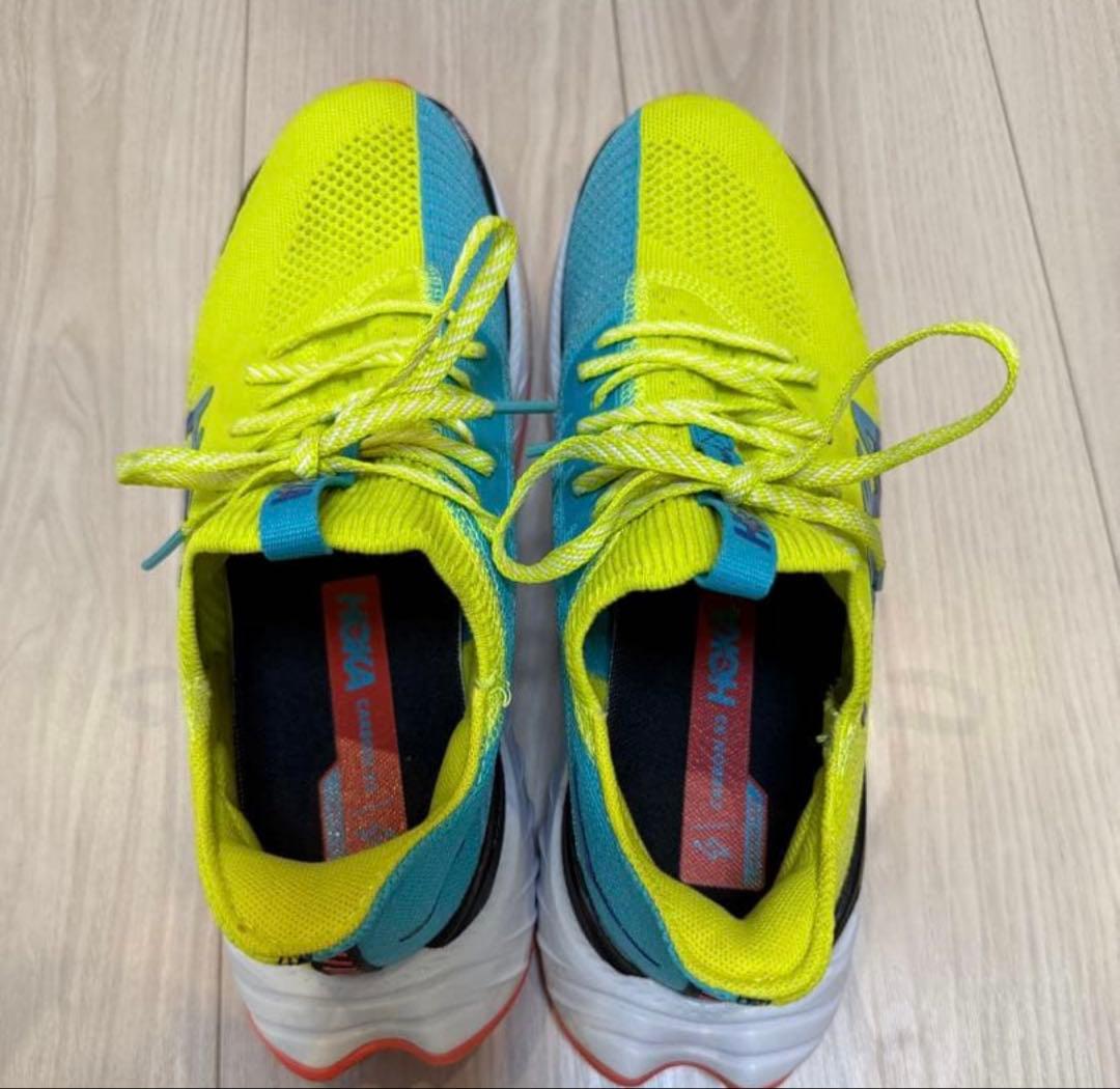 HOKA ONE ONE CARBON Ｘ3