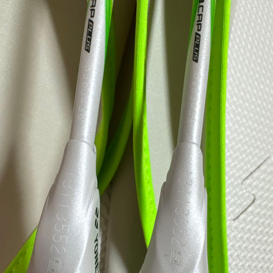 YONEX AX100ZV 4U6 バドミントン2本　アストロクス100zz