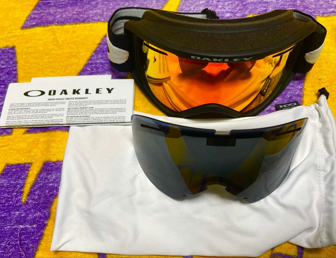 未使用！OAKLEY ・オークリーゴーグル・O Frm 2.0 XL。