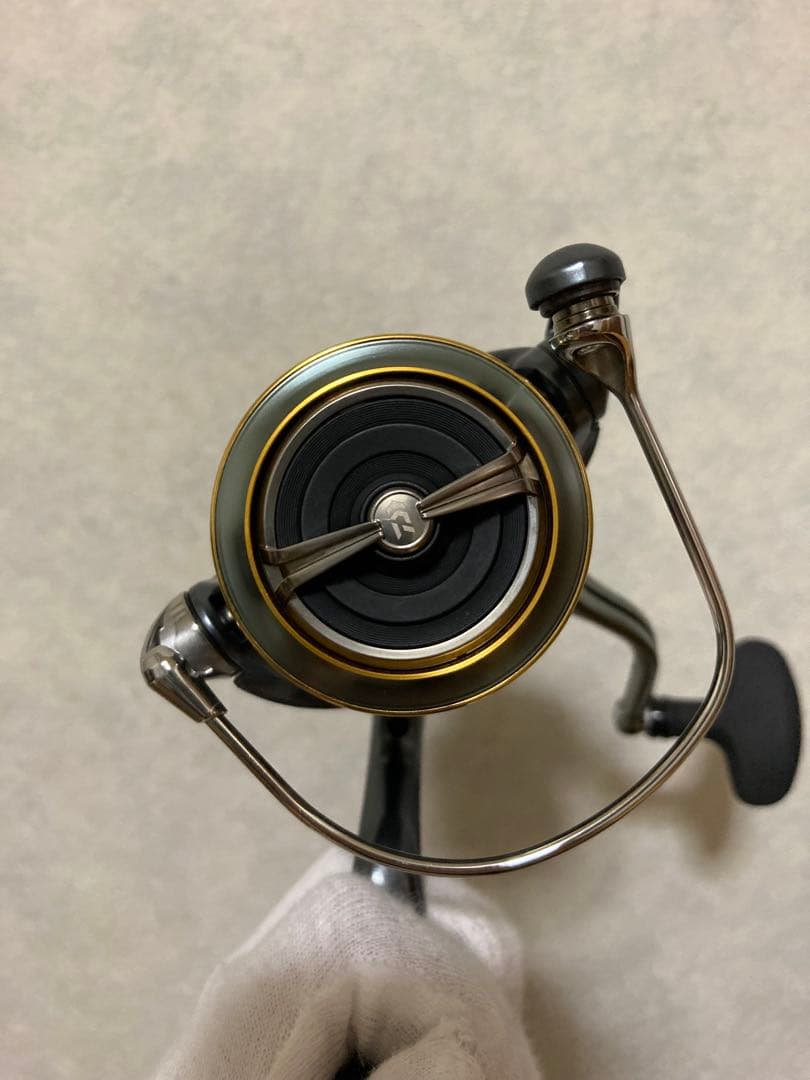 DAIWA 23 AIRITY PC LT3000-XH スピニングリール