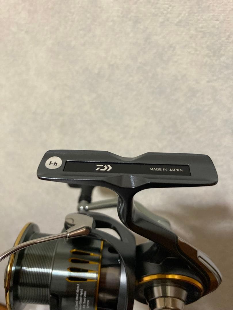 DAIWA 23 AIRITY PC LT3000-XH スピニングリール