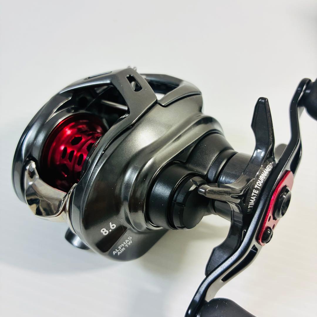 【極美品】20DAIWA ALPHAS AIR TW 8.6R