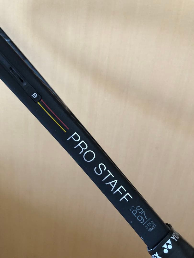 ラケット(硬式用) WILSON PROSTAFF V13