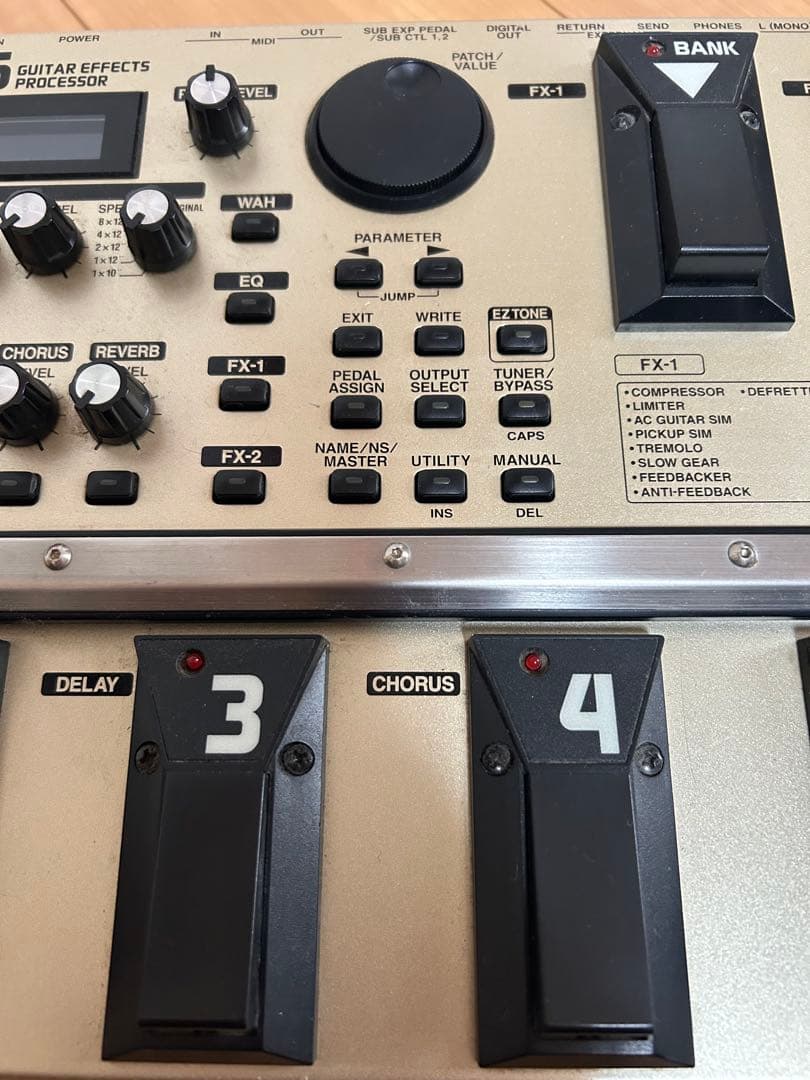 BOSS GT-6 ギター マルチエフェクター【ハードケース付】動作確認済