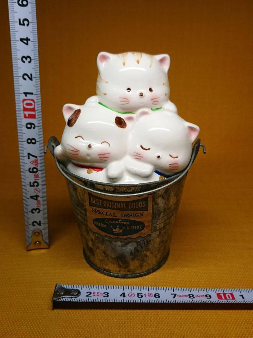 ネコ　猫　白猫　陶器　オブジェ　置物　インテリア　工芸品　美術品　A1200