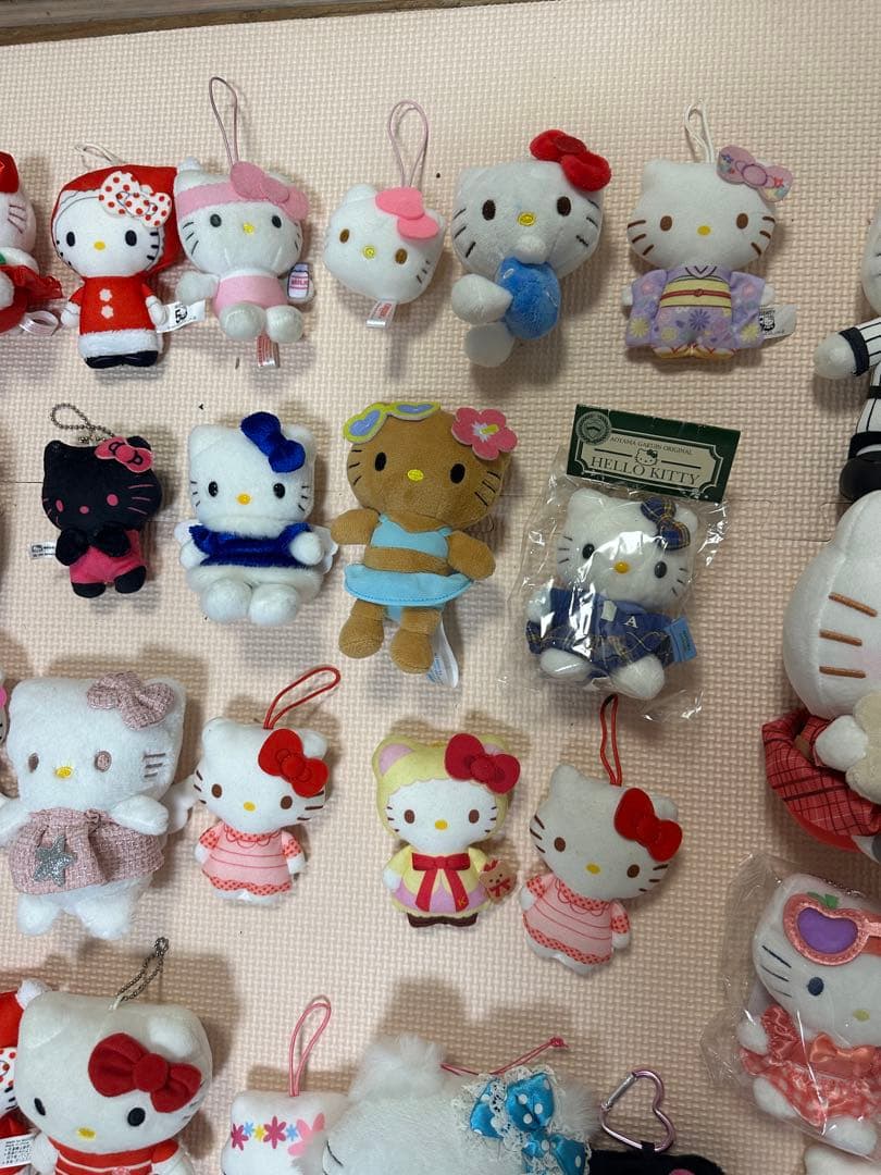 ハローキティ ぬいぐるみ・マスコット コレクション　78個