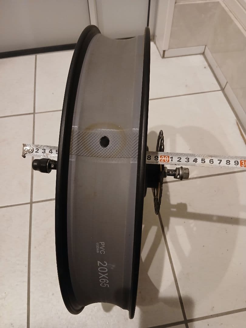 自転車のホイールリム 20 x 4.0