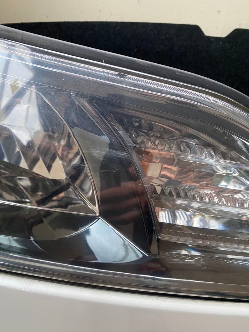 トヨタ ヴェルファイア 20系 前期 純正ヘッドライト 左右セット HID