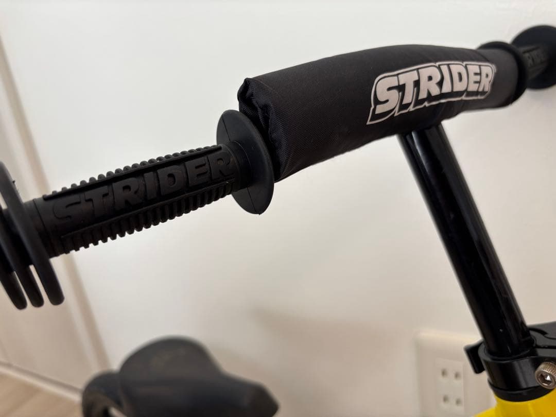 美品【 STRIDER 】イエロー