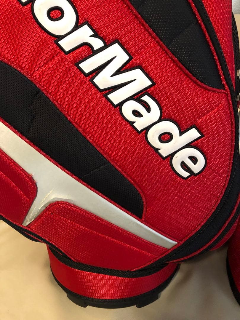 【送料込み】大人気　テーラーメイド　　Taylormade キャディバッグ 赤