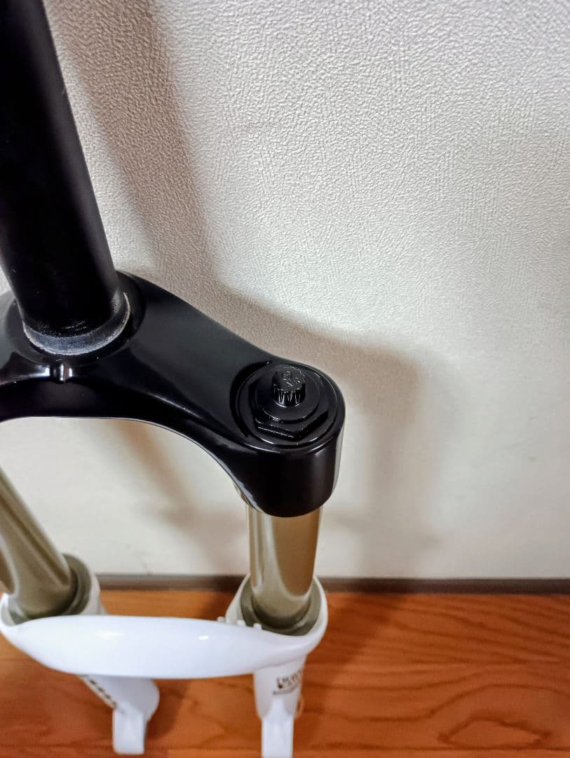ROCKSHOX RECON 351 SOLO AIR（26インチ）※匿名配送