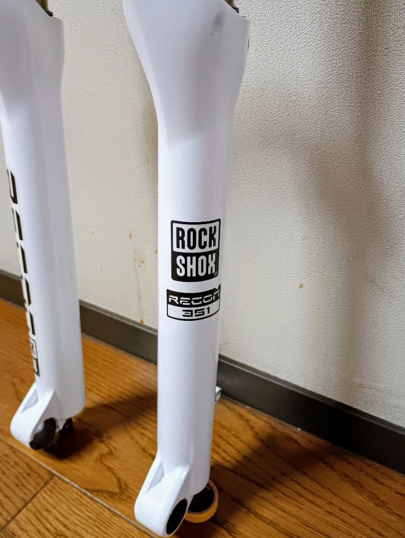 ROCKSHOX RECON 351 SOLO AIR（26インチ）※匿名配送