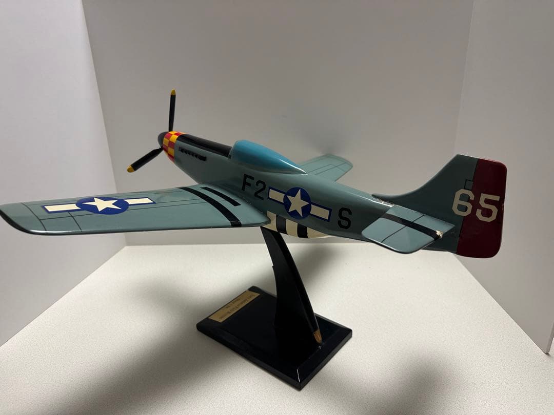 最終値下P-51D MUSTANG 1/24 マスタング 傷塗装剥がれあり　木製