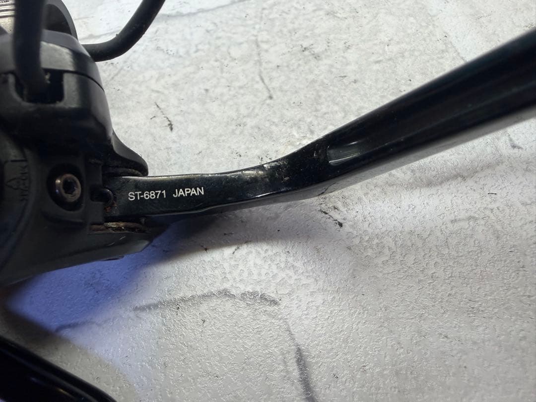 シマノ　ST-6871 di2 TTバイク　ブレーキレバー