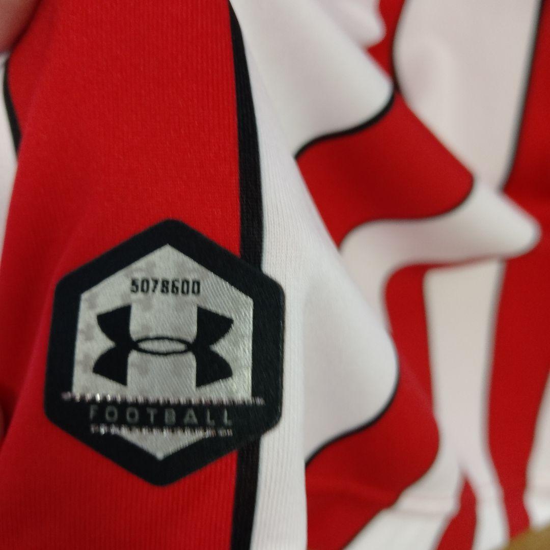 Southampton FC Under Armour シャツ M