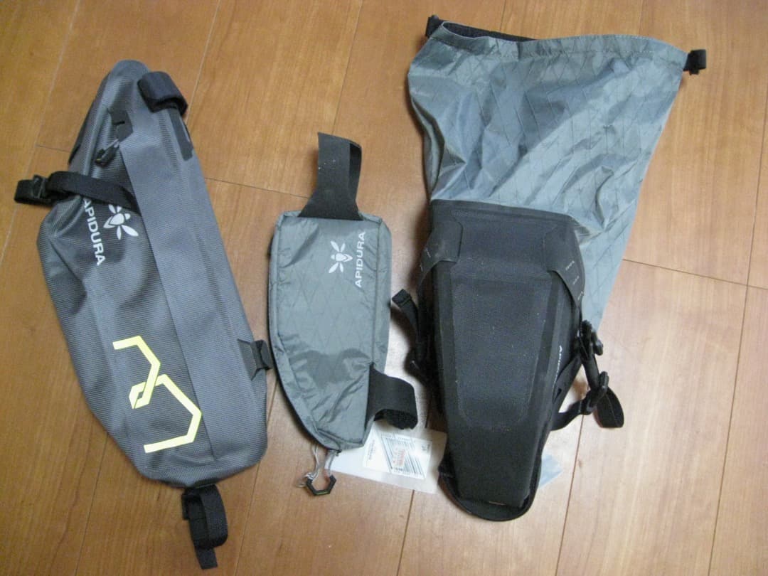 新品　APIDURA アピデュラ　バック　セット