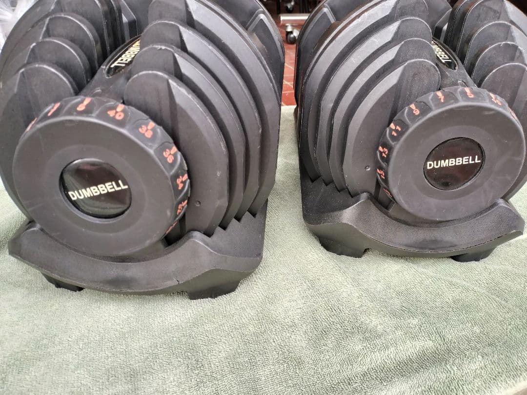 DUMBBELL 可変式ダンベル 最大40kg 片側B