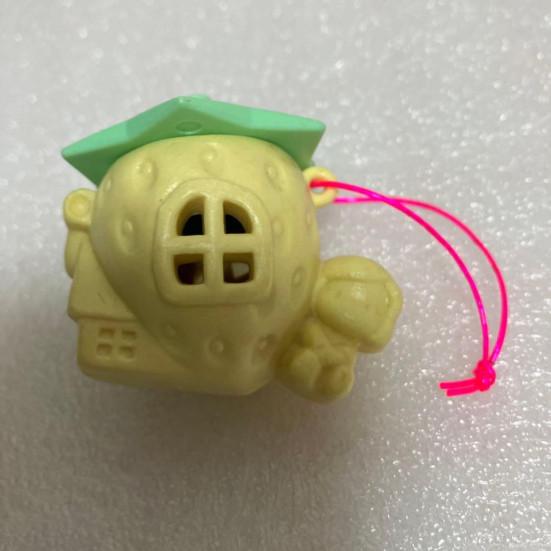 サンリオ　おまけ非売品　昭和レトロ　いちごのお家