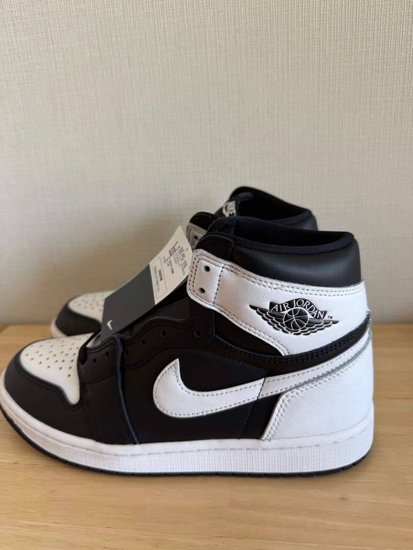 【新品未使用❣️】ジョーダン1 ナイキ\"Black/White