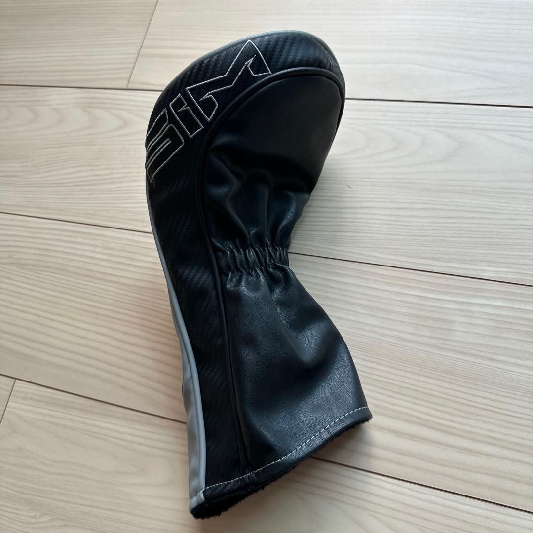 TWIST FACE カーボンファイバー ドライバー　ヘッドカバー付き