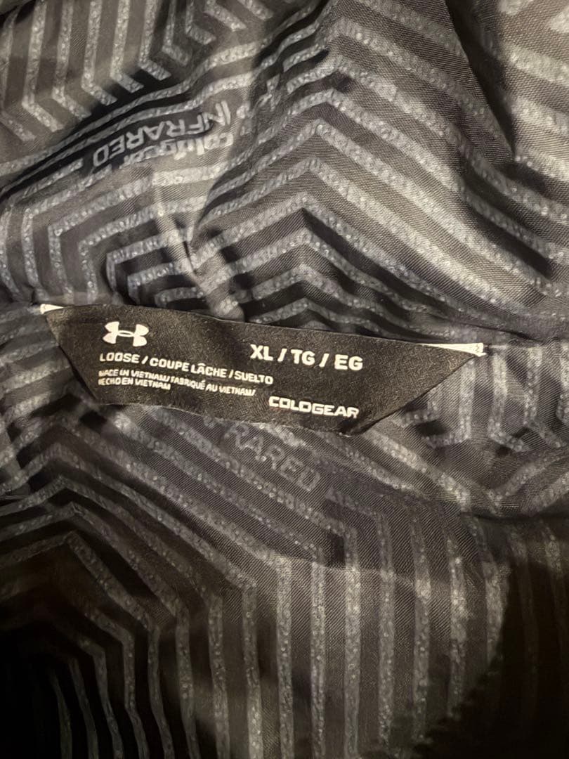 Under Armour ベンチコート 175／92A