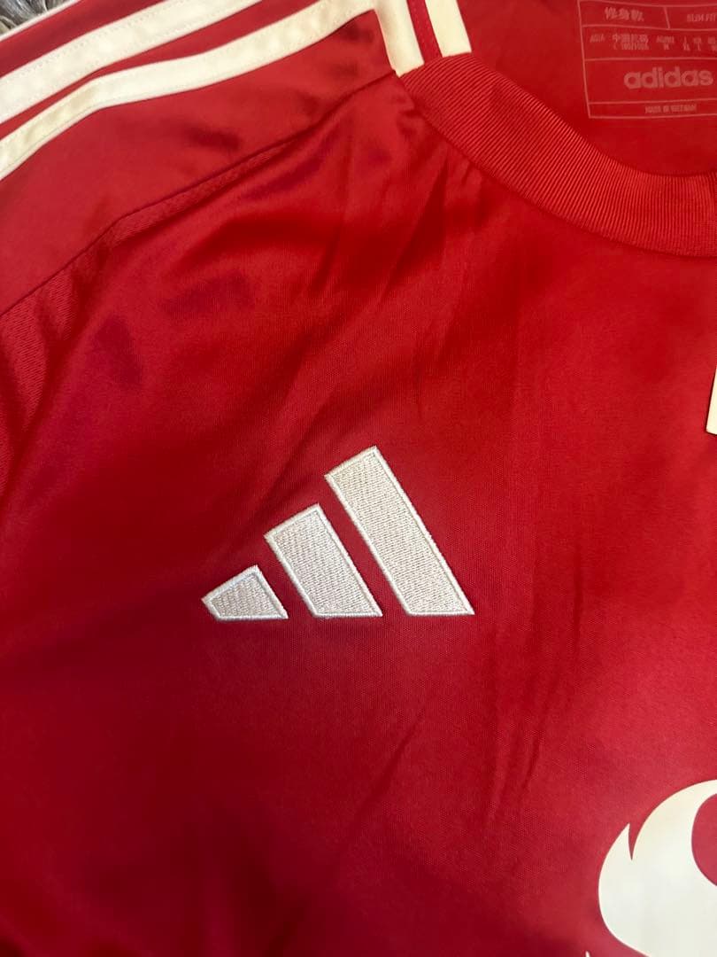マンチェスター・ユナイテッド adidas シャツ 赤