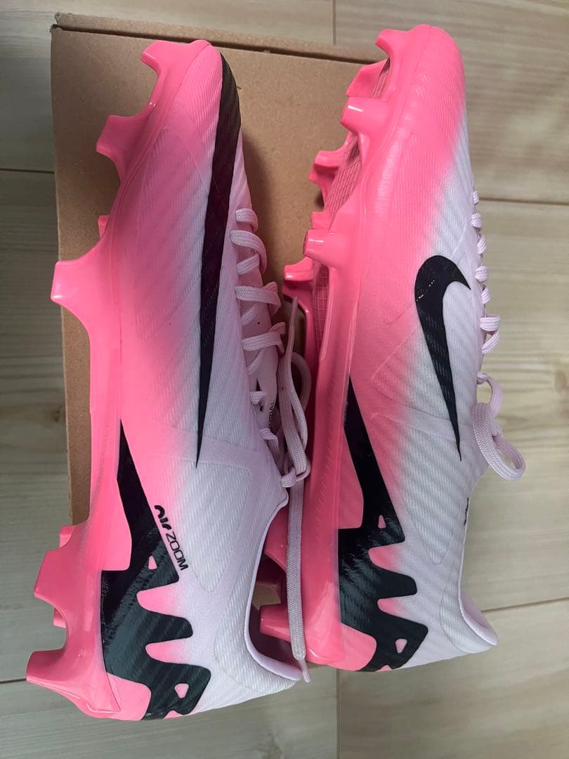 NIKE ナイキ　サッカースパイク　25.5センチ