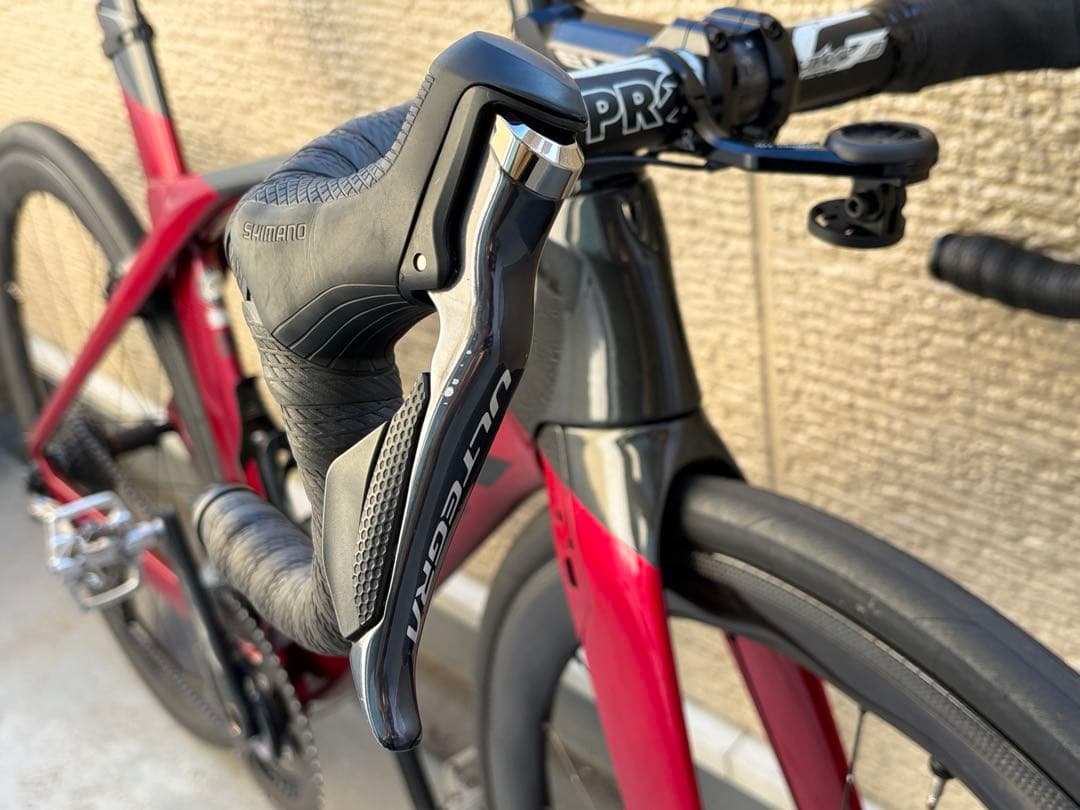 【〜4月末】TREK MADONE SLR8 GEN6 リムブレーキ おまけ多数