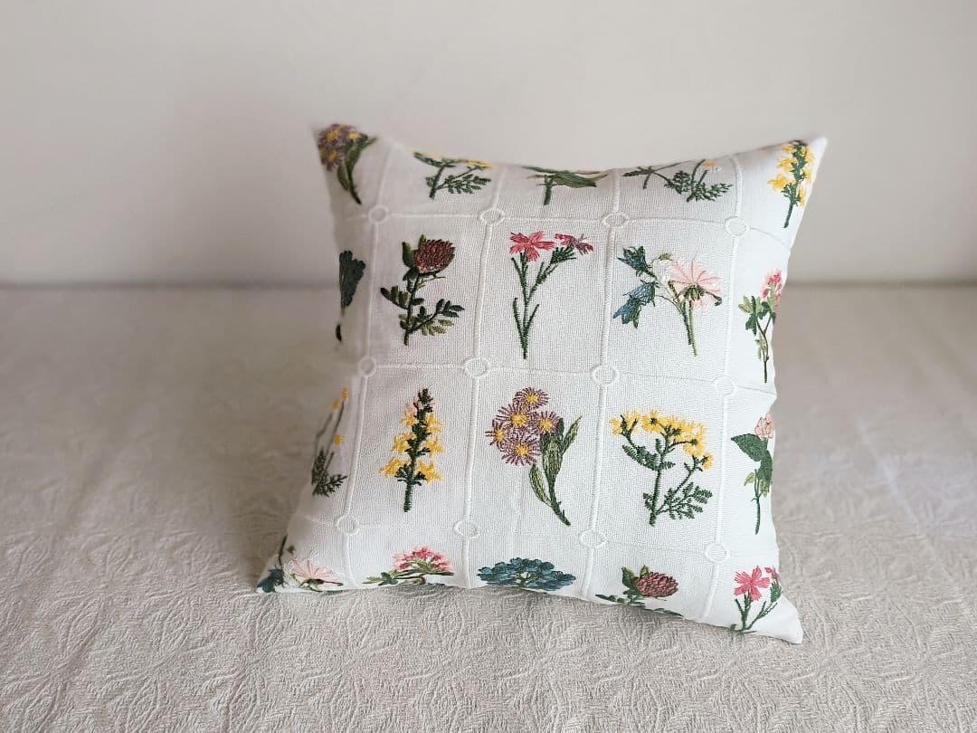 * botanical cushion ❀ * ボタニカル柄 クッション