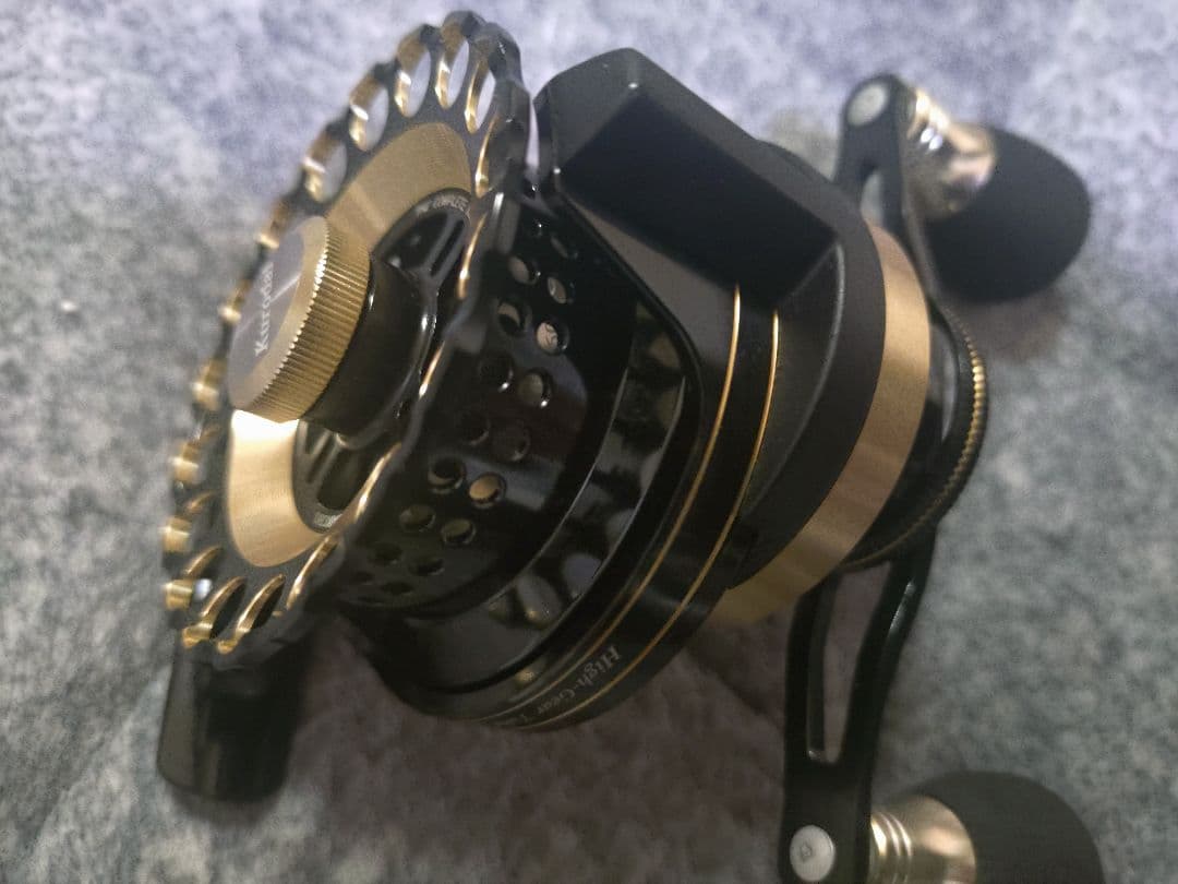 黒鯛工房のカセ筏師　チヌセレクションＺ60HG-BG（LEFT　HANDLE）
